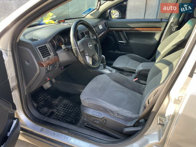 Опель Вектра, об'ємом двигуна 2.2 л та пробігом 380 тис. км за 4200 $, фото 13 на Automoto.ua