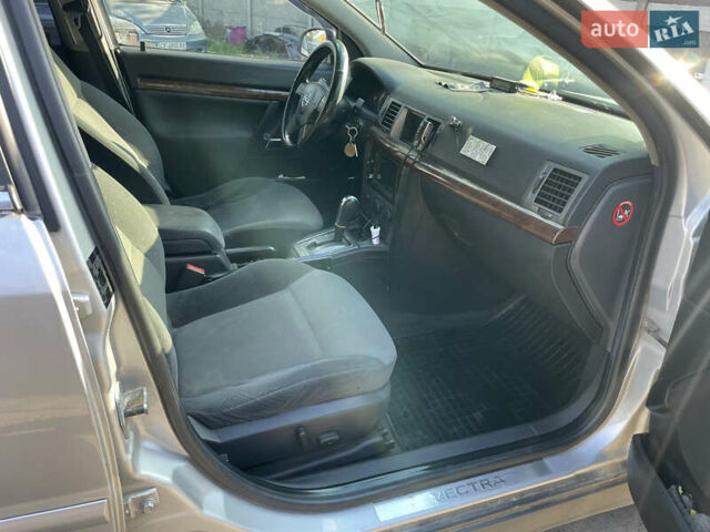 Опель Вектра, об'ємом двигуна 2.2 л та пробігом 380 тис. км за 4200 $, фото 11 на Automoto.ua