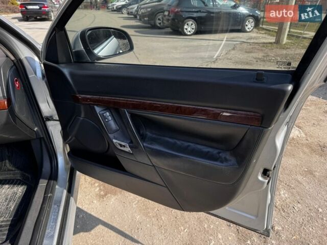 Опель Вектра, объемом двигателя 2.2 л и пробегом 400 тыс. км за 3150 $, фото 9 на Automoto.ua