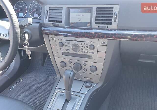 Опель Вектра, объемом двигателя 2.2 л и пробегом 360 тыс. км за 5000 $, фото 15 на Automoto.ua