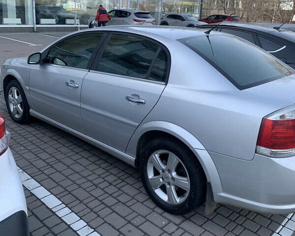 Опель Вектра, об'ємом двигуна 2.2 л та пробігом 240 тис. км за 3400 $, фото 3 на Automoto.ua