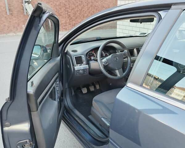 Опель Вектра, об'ємом двигуна 1.9 л та пробігом 273 тис. км за 5750 $, фото 5 на Automoto.ua