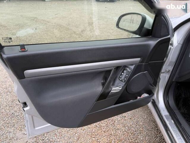 Опель Вектра, объемом двигателя 0 л и пробегом 300 тыс. км за 4500 $, фото 4 на Automoto.ua