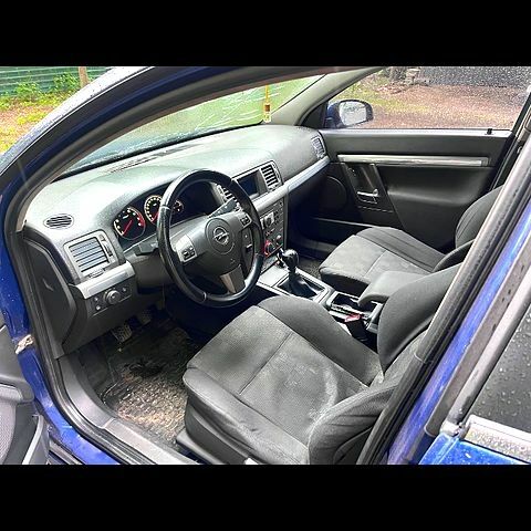 Опель Вектра, об'ємом двигуна 2.2 л та пробігом 270 тис. км за 4500 $, фото 6 на Automoto.ua