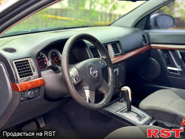 Опель Вектра, объемом двигателя 2.2 л и пробегом 210 тыс. км за 3600 $, фото 5 на Automoto.ua