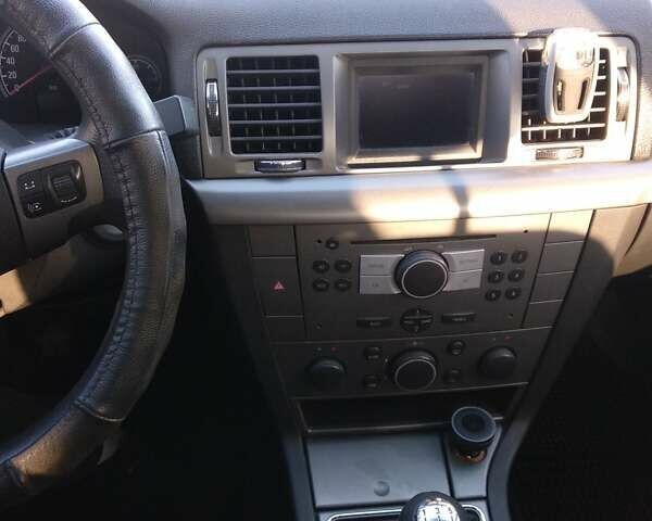 Опель Вектра, объемом двигателя 2.2 л и пробегом 210 тыс. км за 5000 $, фото 12 на Automoto.ua