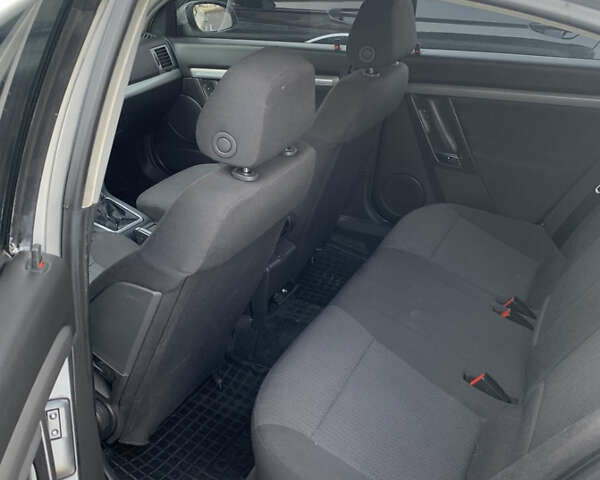 Опель Вектра, об'ємом двигуна 2.2 л та пробігом 240 тис. км за 4000 $, фото 5 на Automoto.ua