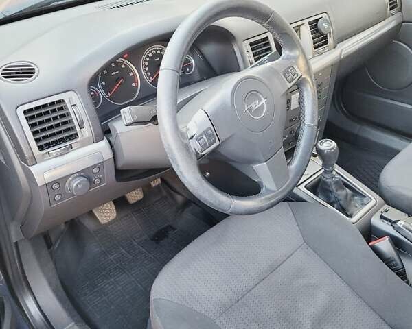 Опель Вектра, об'ємом двигуна 1.9 л та пробігом 273 тис. км за 5750 $, фото 8 на Automoto.ua