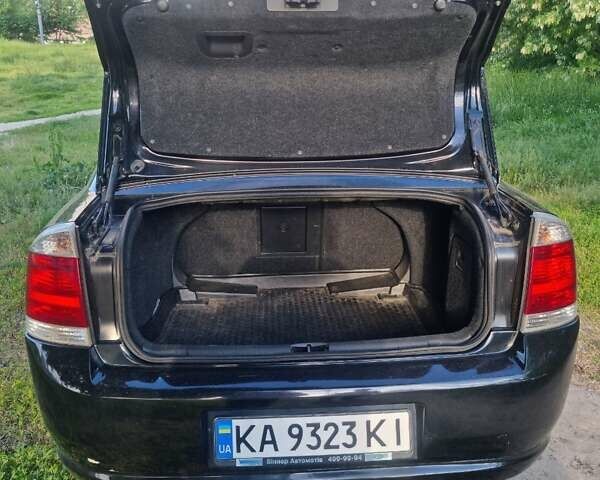 Опель Вектра, об'ємом двигуна 2.2 л та пробігом 222 тис. км за 5500 $, фото 19 на Automoto.ua