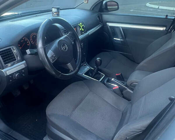 Опель Вектра, объемом двигателя 2.2 л и пробегом 151 тыс. км за 3700 $, фото 16 на Automoto.ua