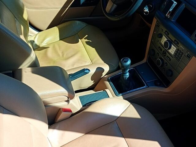 Опель Вектра, объемом двигателя 1.8 л и пробегом 198 тыс. км за 6500 $, фото 1 на Automoto.ua