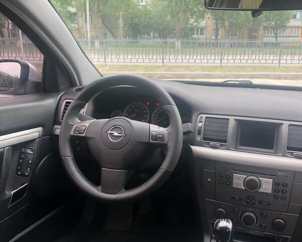 Опель Вектра, об'ємом двигуна 2.2 л та пробігом 257 тис. км за 6100 $, фото 11 на Automoto.ua