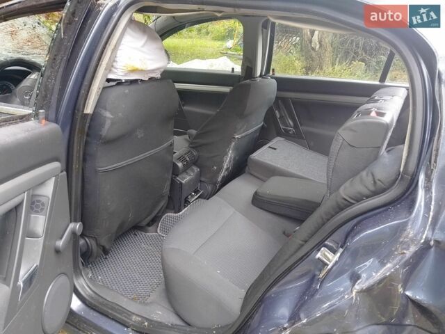 Опель Вектра, об'ємом двигуна 2.2 л та пробігом 100 тис. км за 1000 $, фото 6 на Automoto.ua