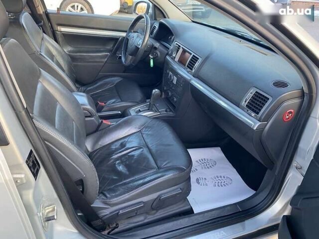 Опель Вектра, объемом двигателя 2.2 л и пробегом 220 тыс. км за 4500 $, фото 9 на Automoto.ua