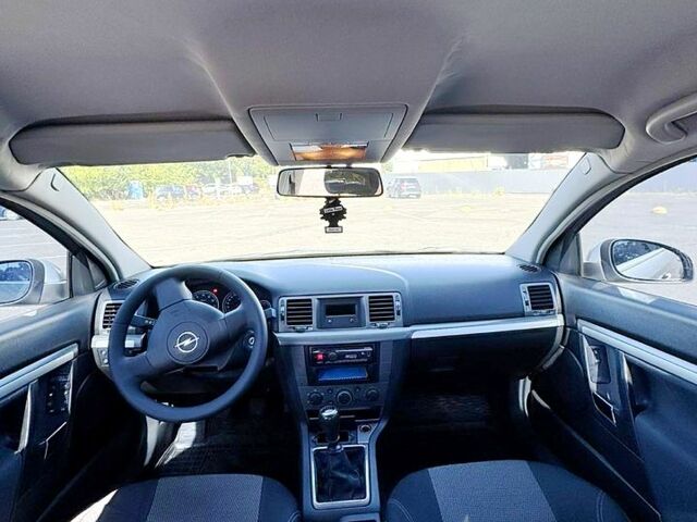 Опель Вектра, объемом двигателя 1.8 л и пробегом 311 тыс. км за 5900 $, фото 5 на Automoto.ua