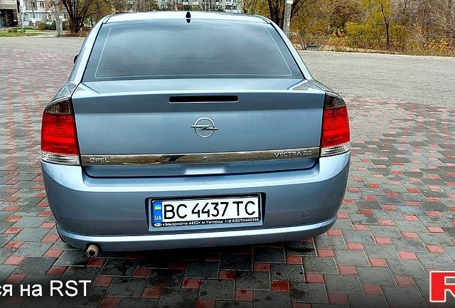 Опель Вектра, объемом двигателя 2.2 л и пробегом 237 тыс. км за 5950 $, фото 1 на Automoto.ua