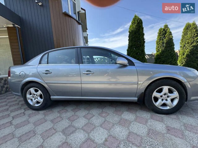 Опель Вектра, объемом двигателя 2.2 л и пробегом 230 тыс. км за 5500 $, фото 16 на Automoto.ua