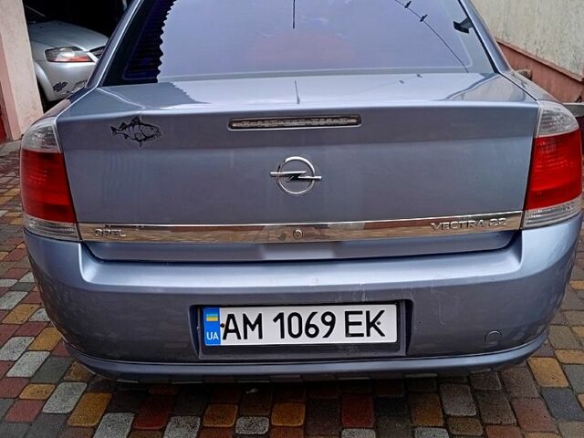 Опель Вектра, объемом двигателя 22 л и пробегом 260 тыс. км за 4800 $, фото 4 на Automoto.ua