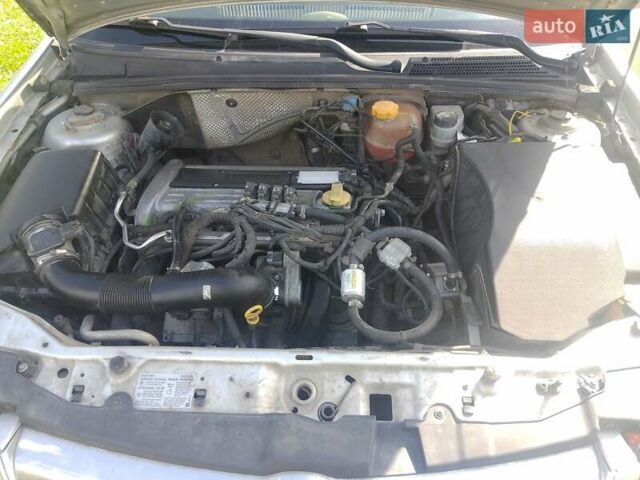 Опель Вектра, об'ємом двигуна 2.2 л та пробігом 230 тис. км за 4200 $, фото 2 на Automoto.ua