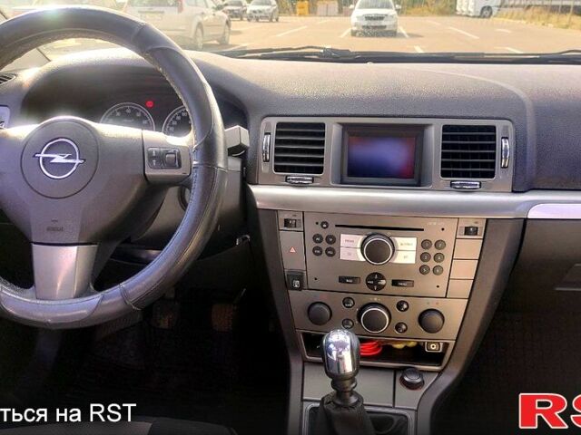 Опель Вектра, объемом двигателя 2 л и пробегом 245 тыс. км за 6200 $, фото 4 на Automoto.ua