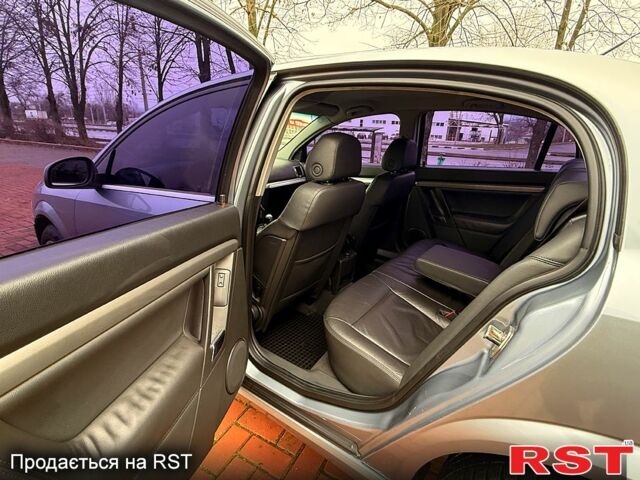 Опель Вектра, объемом двигателя 2.2 л и пробегом 188 тыс. км за 5400 $, фото 10 на Automoto.ua