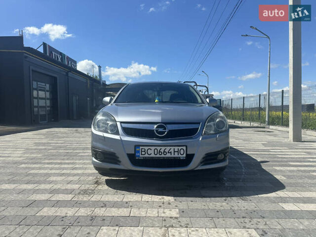 Опель Вектра, объемом двигателя 2.2 л и пробегом 243 тыс. км за 4199 $, фото 8 на Automoto.ua