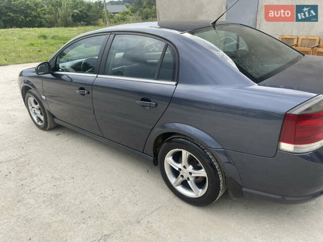 Опель Вектра, объемом двигателя 2.2 л и пробегом 291 тыс. км за 5700 $, фото 2 на Automoto.ua