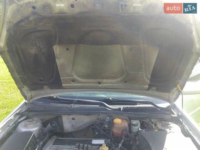 Опель Вектра, об'ємом двигуна 2.2 л та пробігом 230 тис. км за 4200 $, фото 1 на Automoto.ua