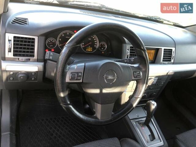 Опель Вектра, объемом двигателя 1.9 л и пробегом 270 тыс. км за 5700 $, фото 2 на Automoto.ua