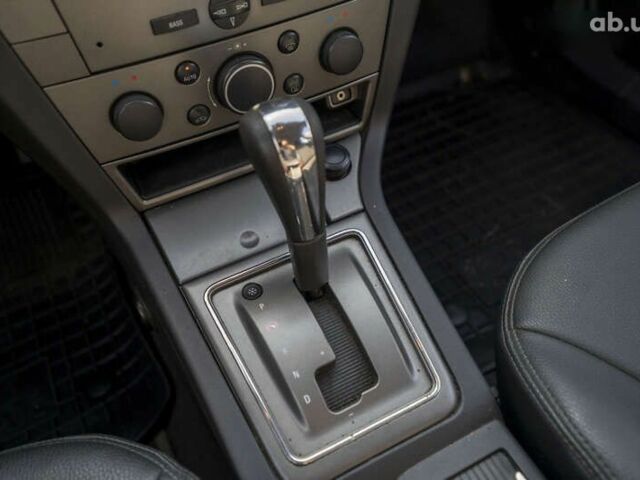 Опель Вектра 2008 у Києві на Automoto.ua Опель Вектра, об'ємом двигуна 2.2 л та пробігом 226 тис. км за 4700 $, фото 10 на Automoto.ua