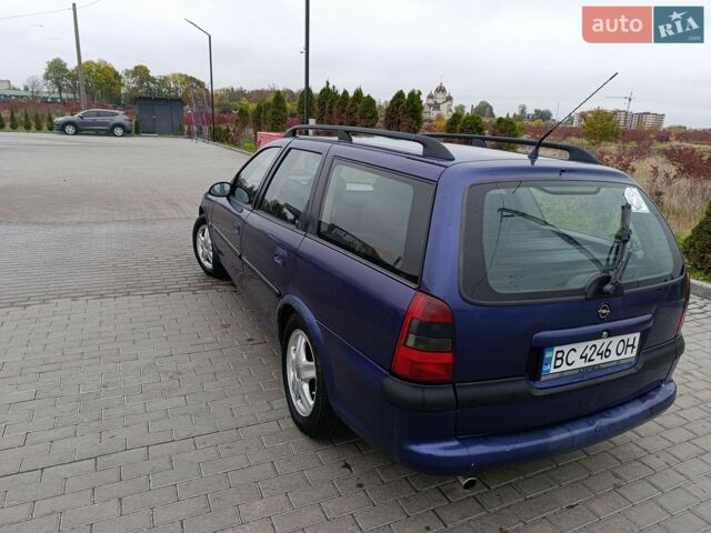 Опель Вектра, объемом двигателя 2 л и пробегом 447 тыс. км за 1800 $, фото 1 на Automoto.ua