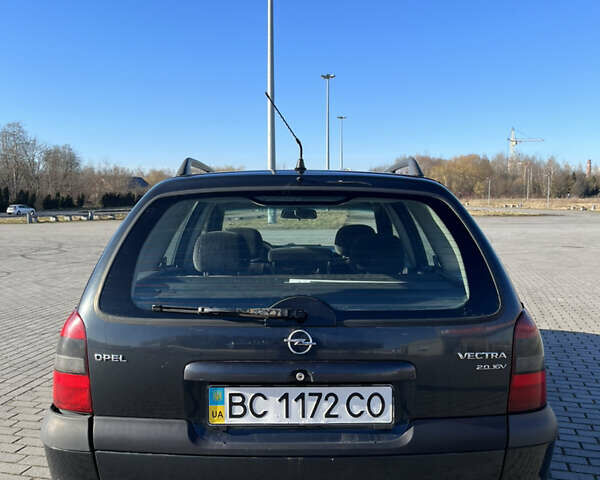 Опель Вектра, объемом двигателя 2 л и пробегом 416 тыс. км за 1600 $, фото 5 на Automoto.ua