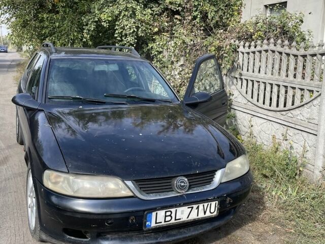 Опель Вектра, объемом двигателя 2 л и пробегом 325 тыс. км за 1400 $, фото 2 на Automoto.ua