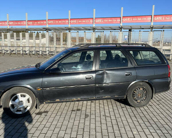 Опель Вектра, объемом двигателя 2 л и пробегом 416 тыс. км за 1600 $, фото 2 на Automoto.ua