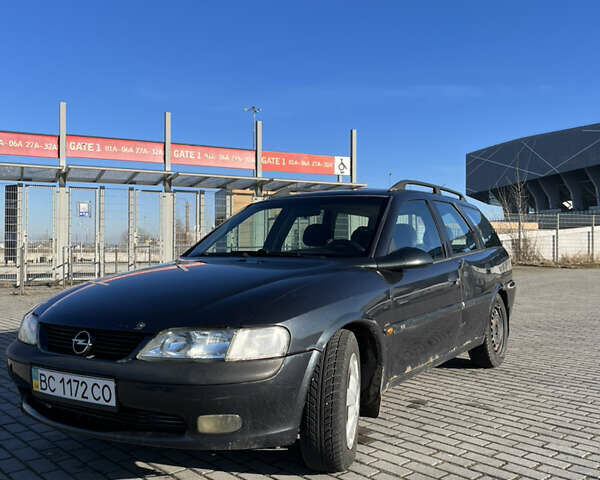 Опель Вектра, объемом двигателя 2 л и пробегом 416 тыс. км за 1600 $, фото 1 на Automoto.ua