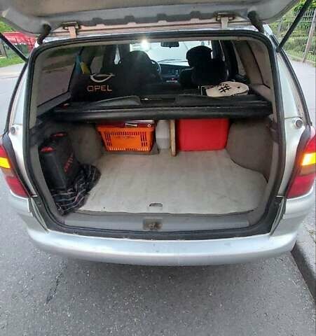 Опель Вектра, об'ємом двигуна 2 л та пробігом 306 тис. км за 2650 $, фото 8 на Automoto.ua