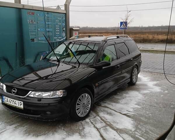 Опель Вектра, объемом двигателя 2 л и пробегом 400 тыс. км за 3500 $, фото 13 на Automoto.ua