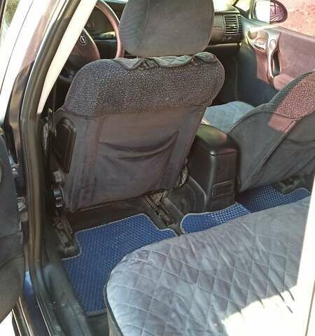 Опель Вектра, объемом двигателя 2 л и пробегом 295 тыс. км за 4000 $, фото 3 на Automoto.ua