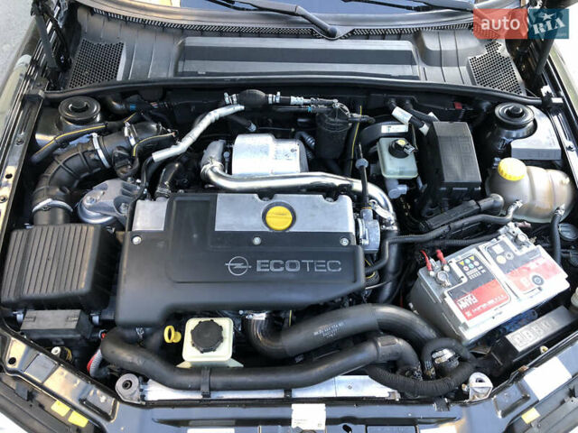 Опель Вектра, об'ємом двигуна 2.2 л та пробігом 333 тис. км за 3800 $, фото 8 на Automoto.ua