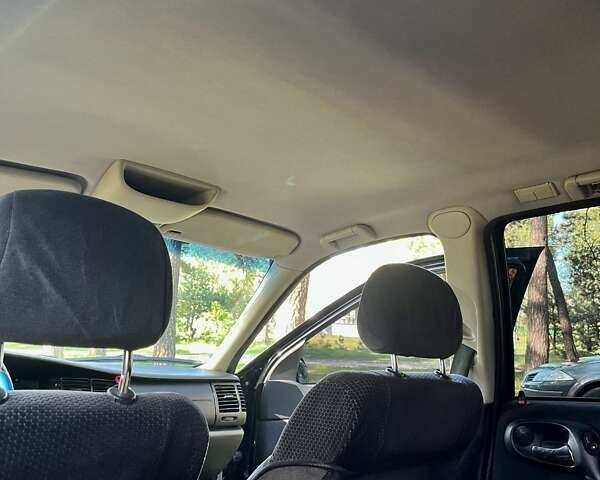 Опель Вектра, объемом двигателя 2.2 л и пробегом 358 тыс. км за 5000 $, фото 2 на Automoto.ua
