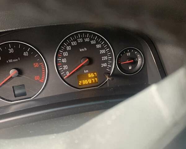 Опель Вектра, об'ємом двигуна 2.17 л та пробігом 236 тис. км за 5000 $, фото 5 на Automoto.ua