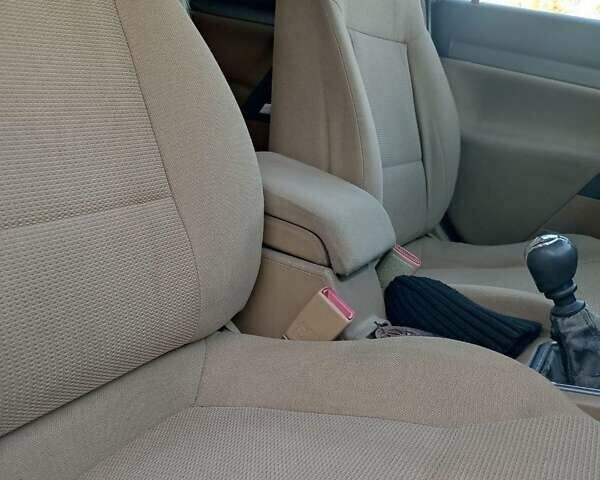 Опель Вектра, объемом двигателя 2 л и пробегом 325 тыс. км за 4690 $, фото 5 на Automoto.ua