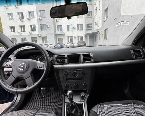 Опель Вектра, объемом двигателя 2.2 л и пробегом 470 тыс. км за 4500 $, фото 7 на Automoto.ua