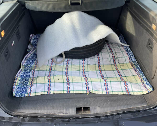 Опель Вектра, об'ємом двигуна 2 л та пробігом 220 тис. км за 3100 $, фото 10 на Automoto.ua