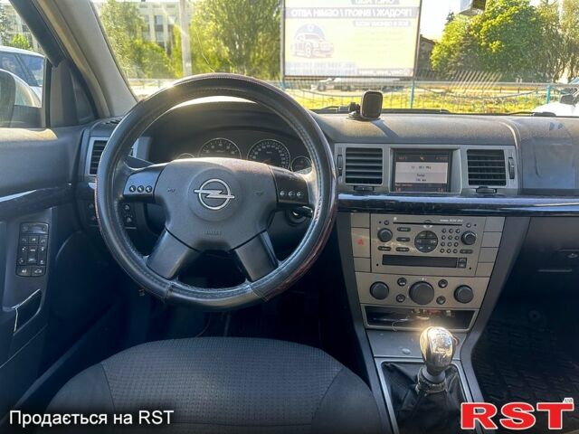 Опель Вектра, объемом двигателя 2.2 л и пробегом 301 тыс. км за 3400 $, фото 10 на Automoto.ua