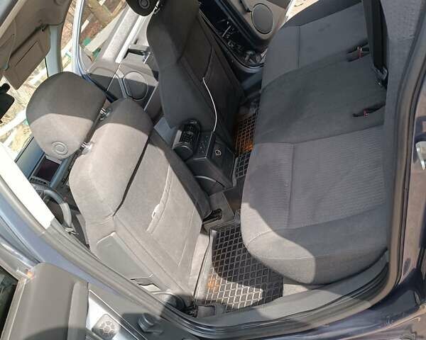 Опель Вектра, объемом двигателя 1.9 л и пробегом 291 тыс. км за 4999 $, фото 16 на Automoto.ua