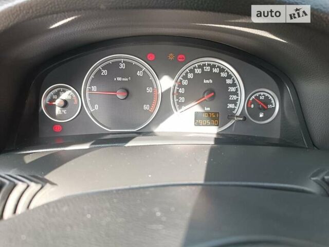 Опель Вектра, объемом двигателя 1.9 л и пробегом 291 тыс. км за 4999 $, фото 11 на Automoto.ua