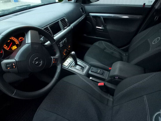 Опель Вектра, объемом двигателя 2.2 л и пробегом 0 тыс. км за 4000 $, фото 2 на Automoto.ua