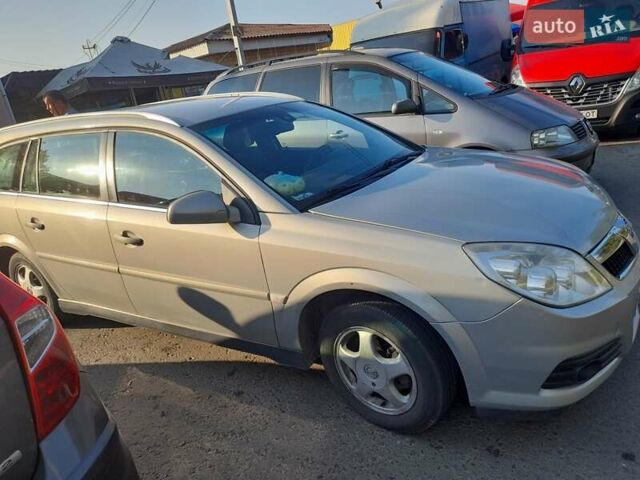 Опель Вектра, объемом двигателя 2.2 л и пробегом 307 тыс. км за 5500 $, фото 6 на Automoto.ua