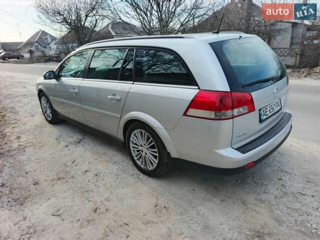 Опель Вектра, объемом двигателя 1.8 л и пробегом 312 тыс. км за 4000 $, фото 4 на Automoto.ua